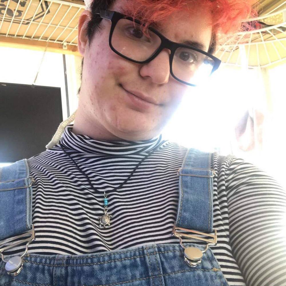 Meet your Posher, Lauren